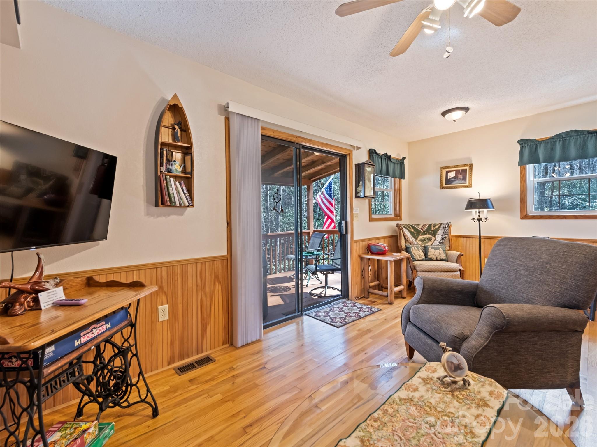 26 Stump Lane — Maggie Valley