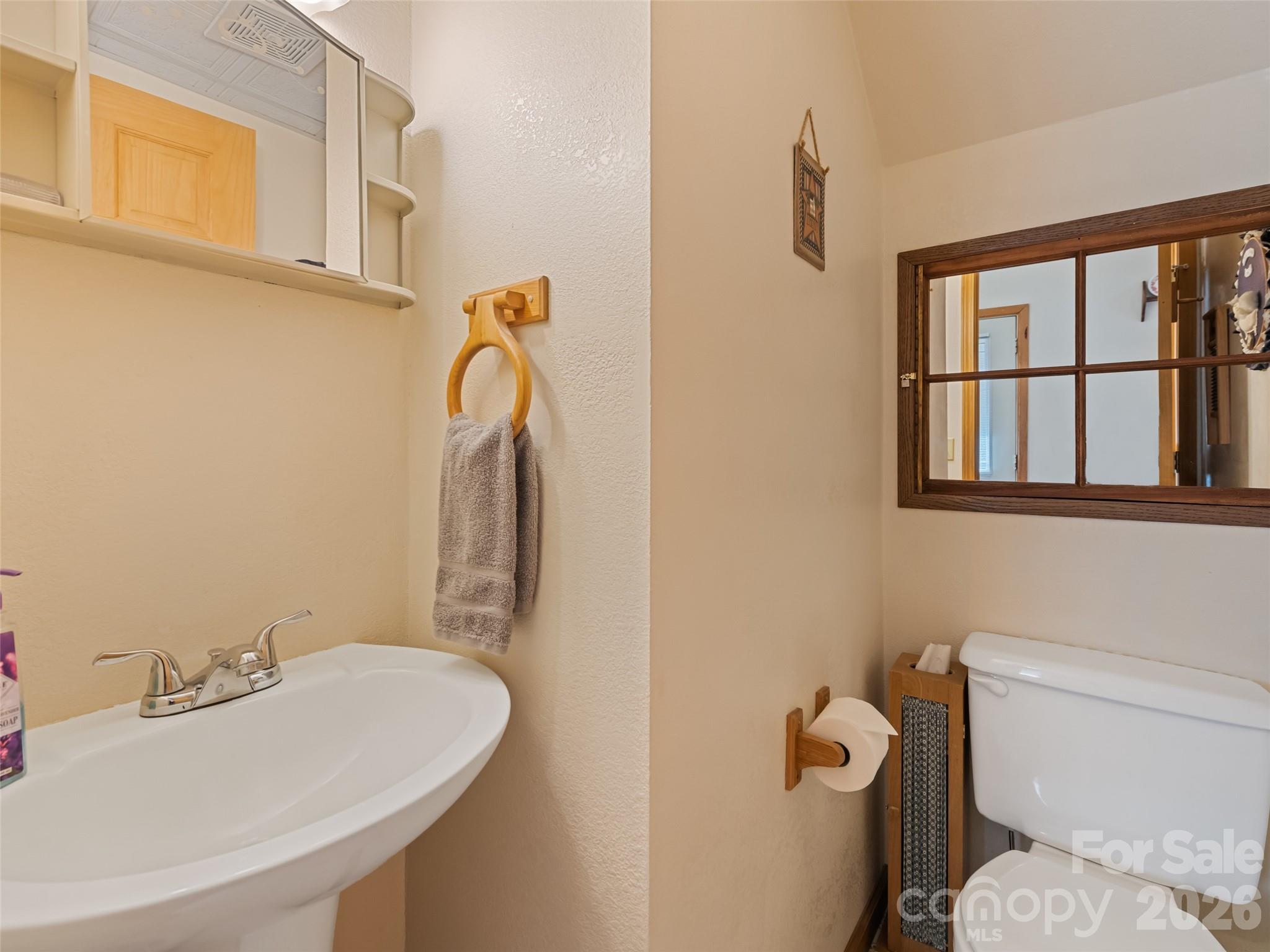 26 Stump Lane — Maggie Valley