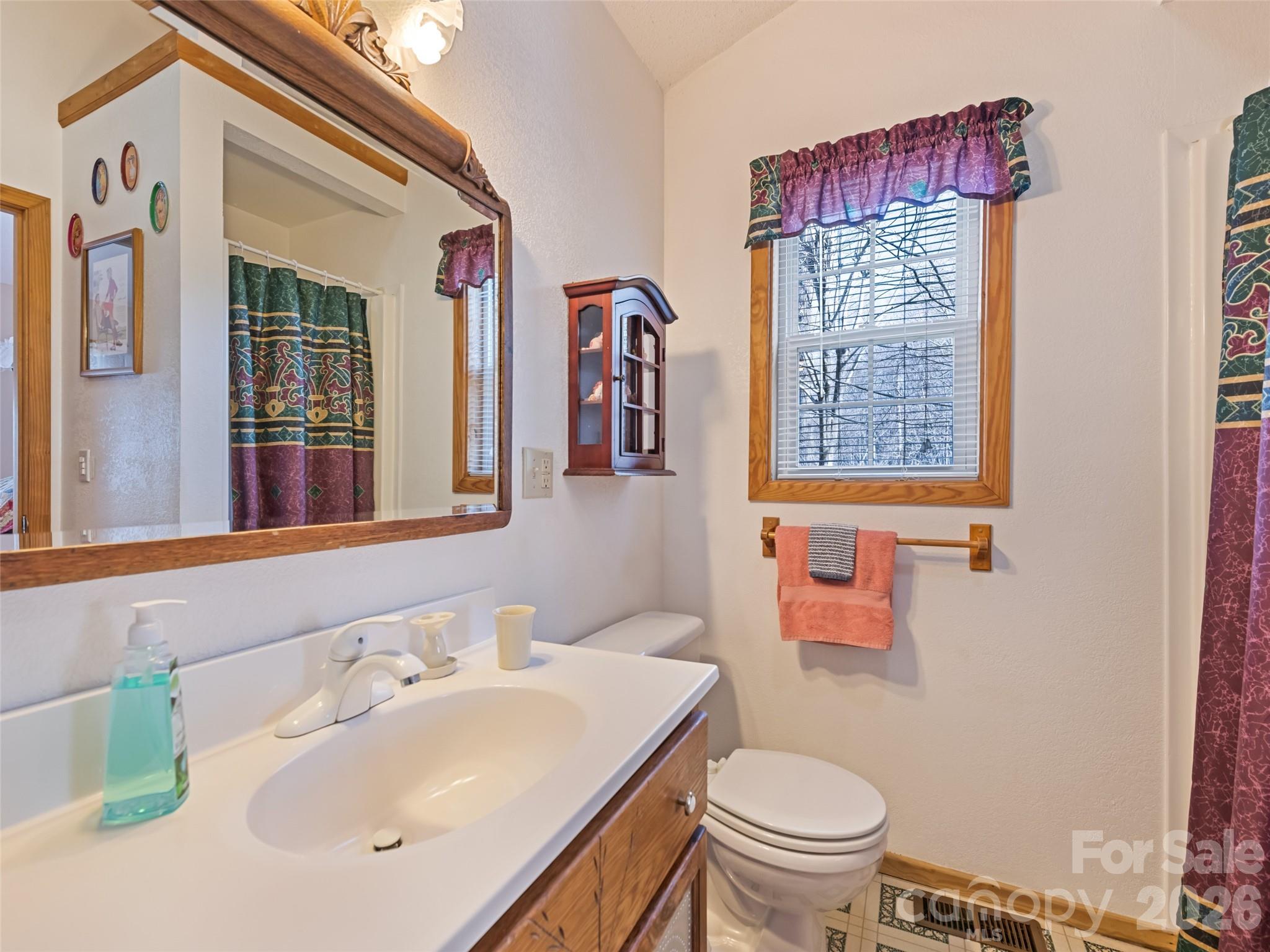 26 Stump Lane — Maggie Valley