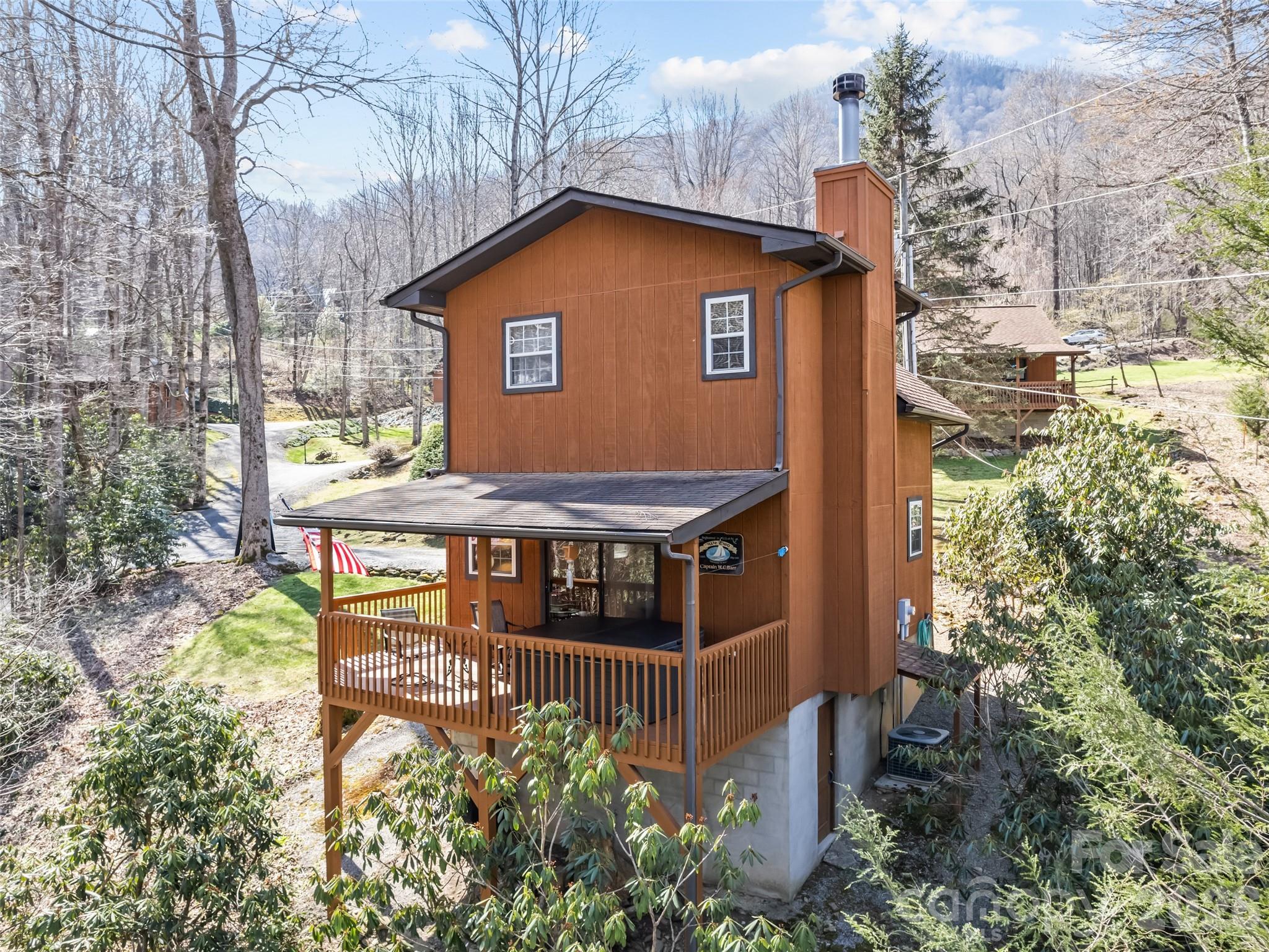 26 Stump Lane — Maggie Valley