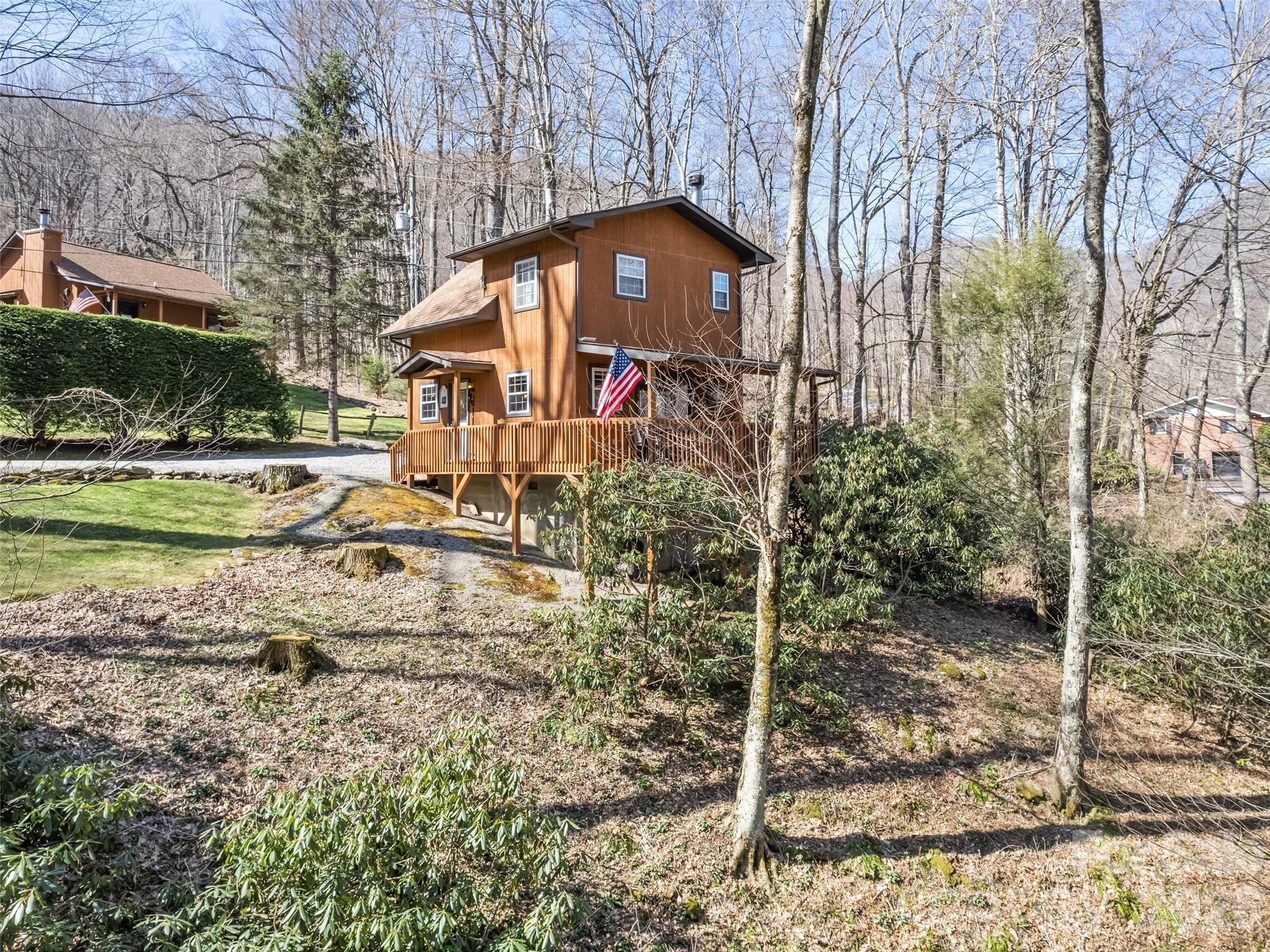 26 Stump Lane — Maggie Valley