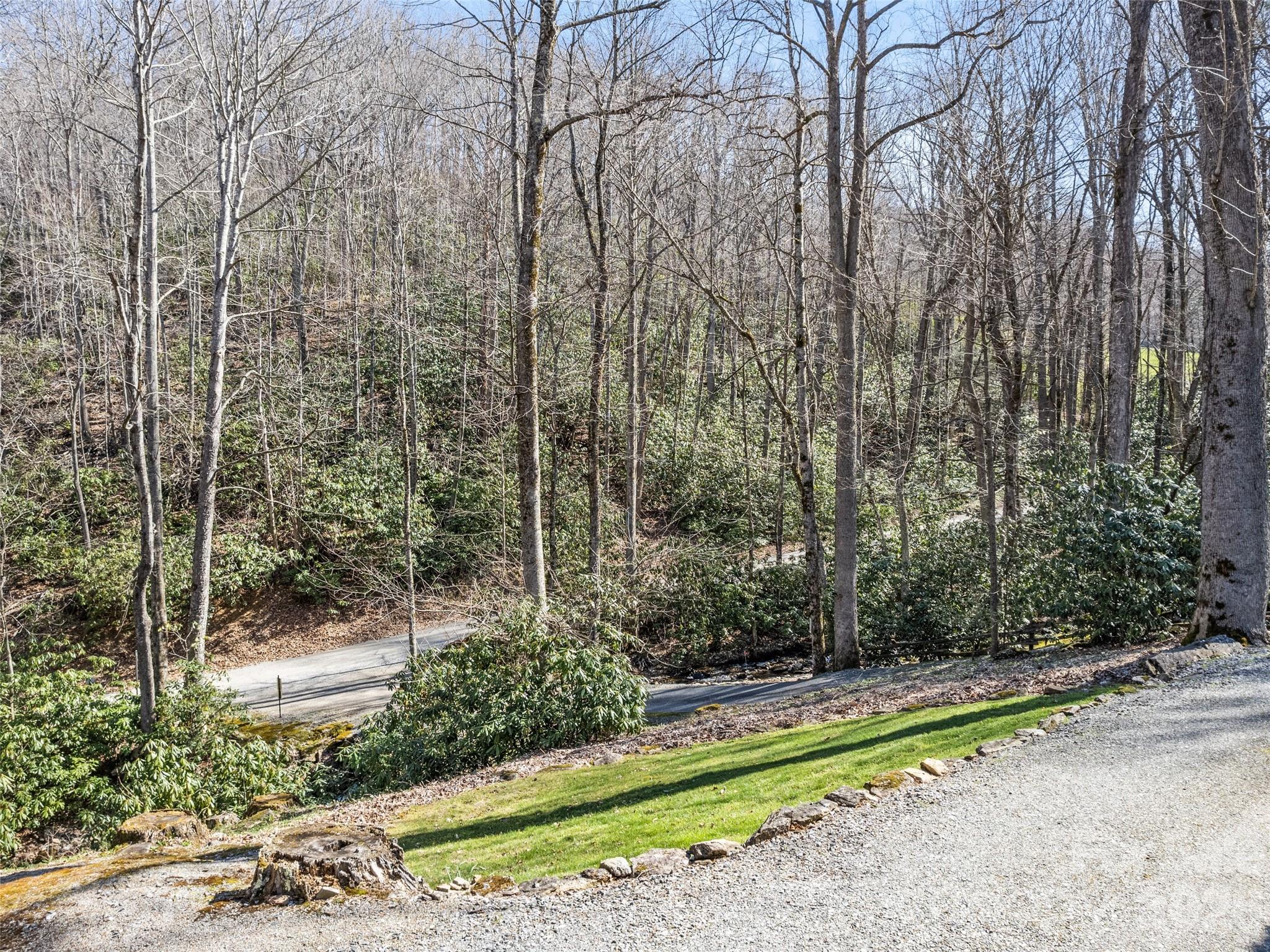 26 Stump Lane — Maggie Valley