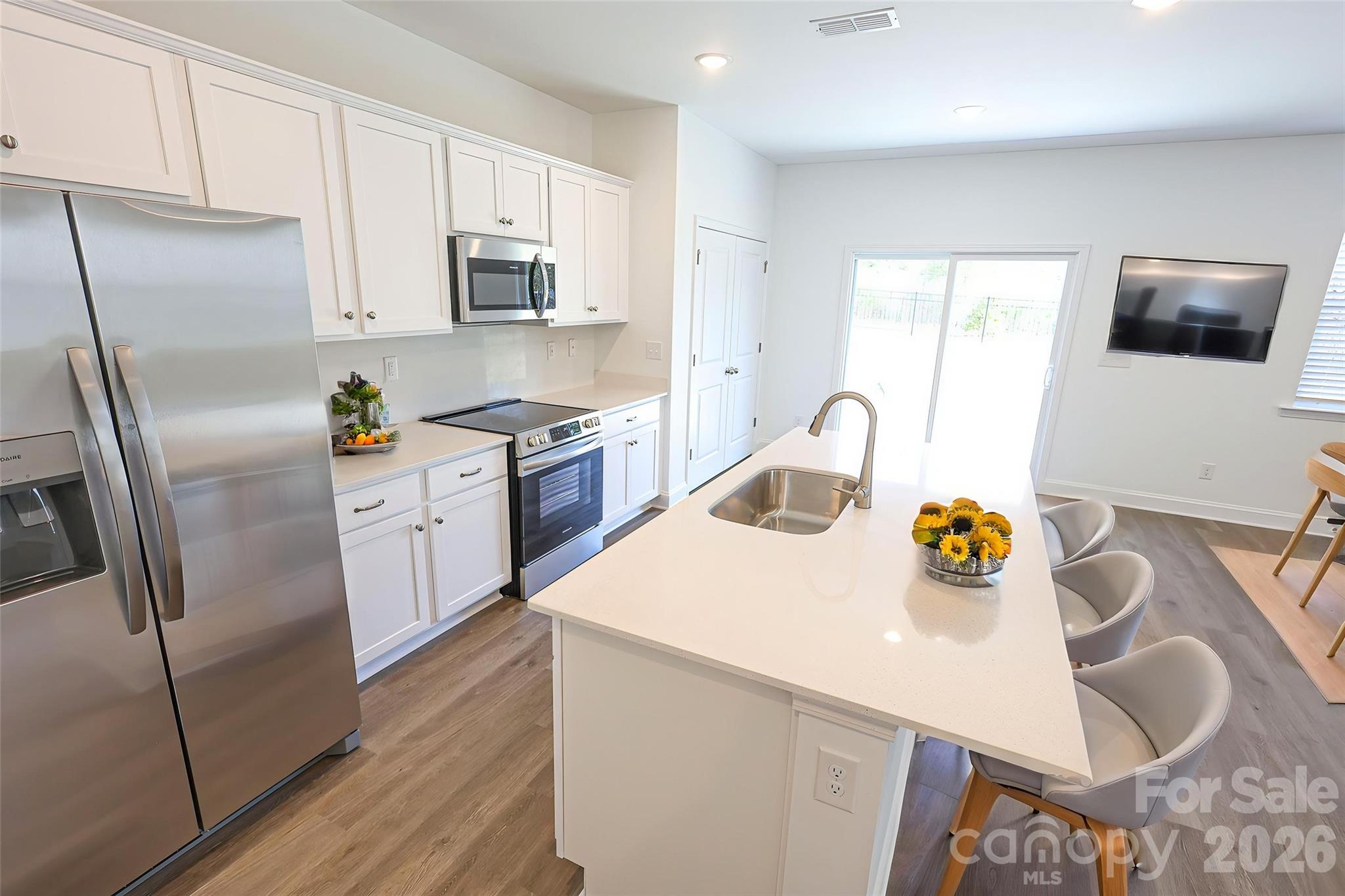 4994 Twin River Drive — Denver
