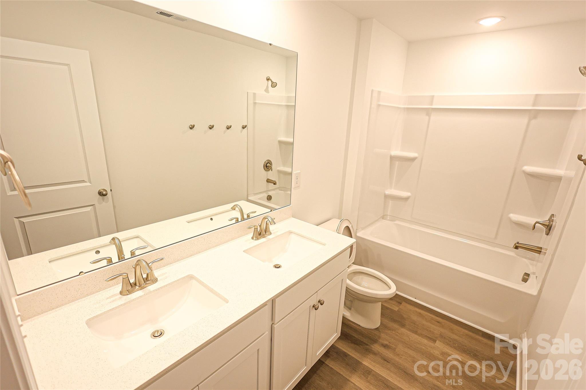 4994 Twin River Drive — Denver