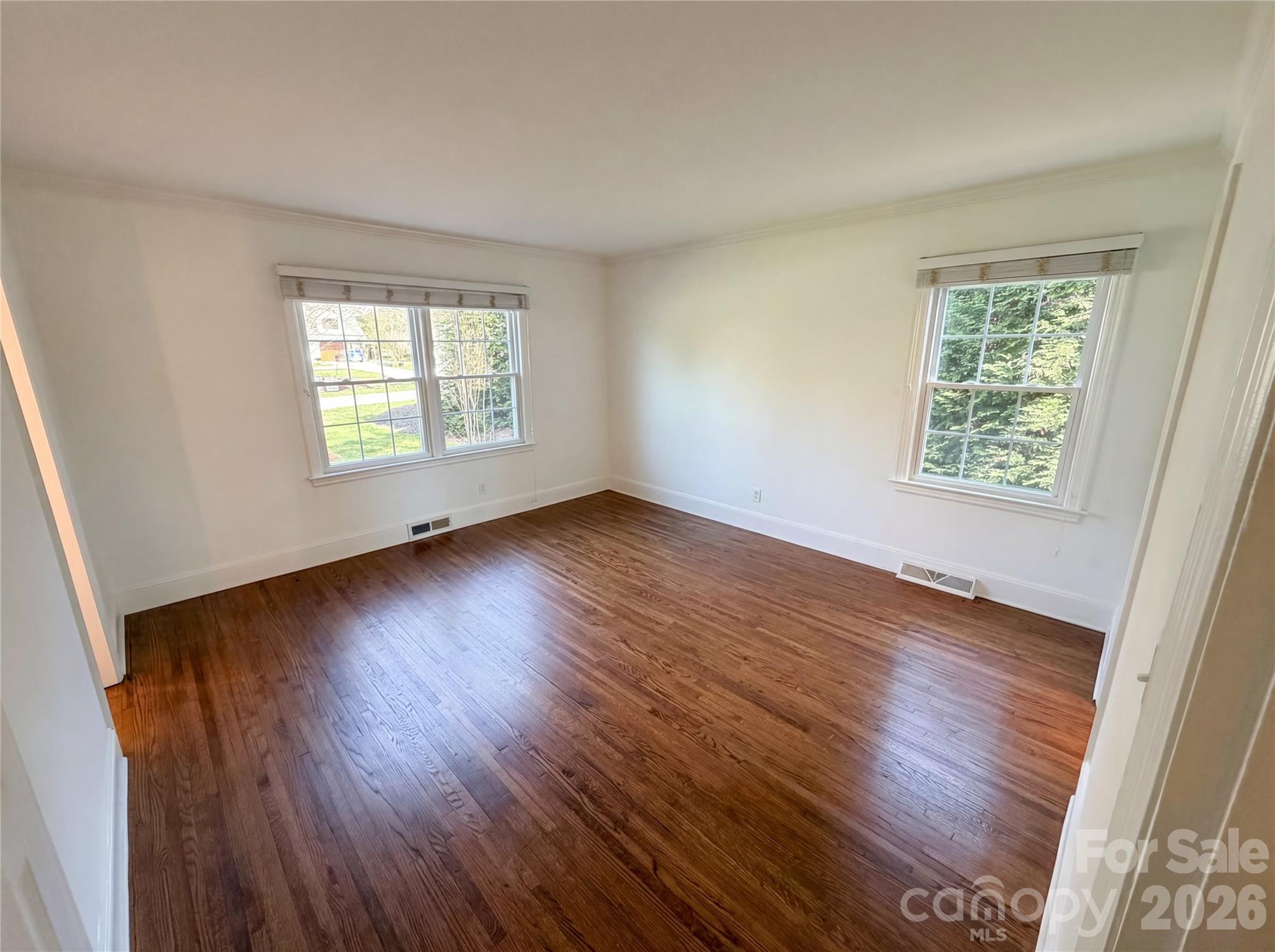 4467 Woodlark Lane — Charlotte