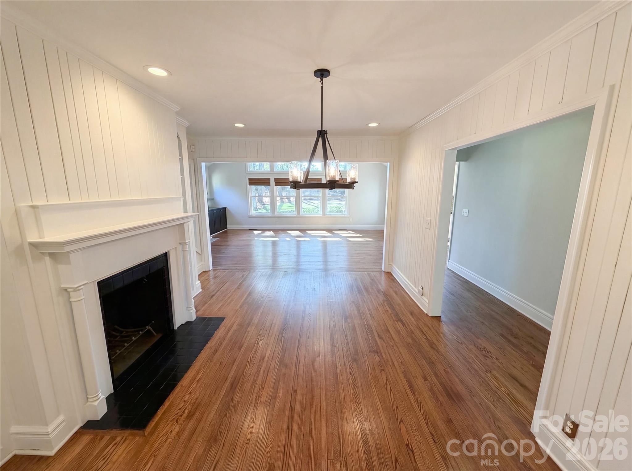 4467 Woodlark Lane — Charlotte