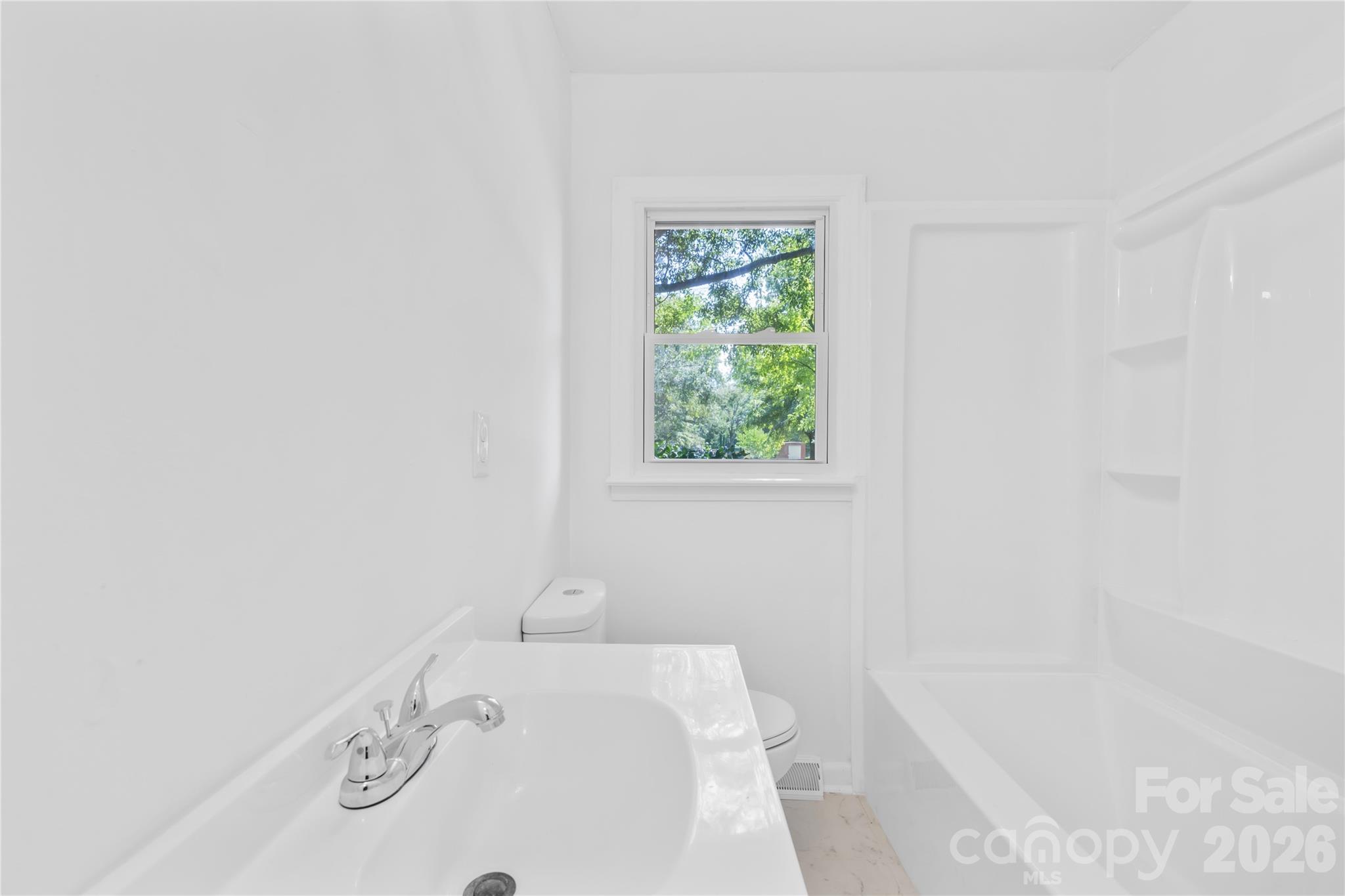 505 Mauney Lane — Shelby