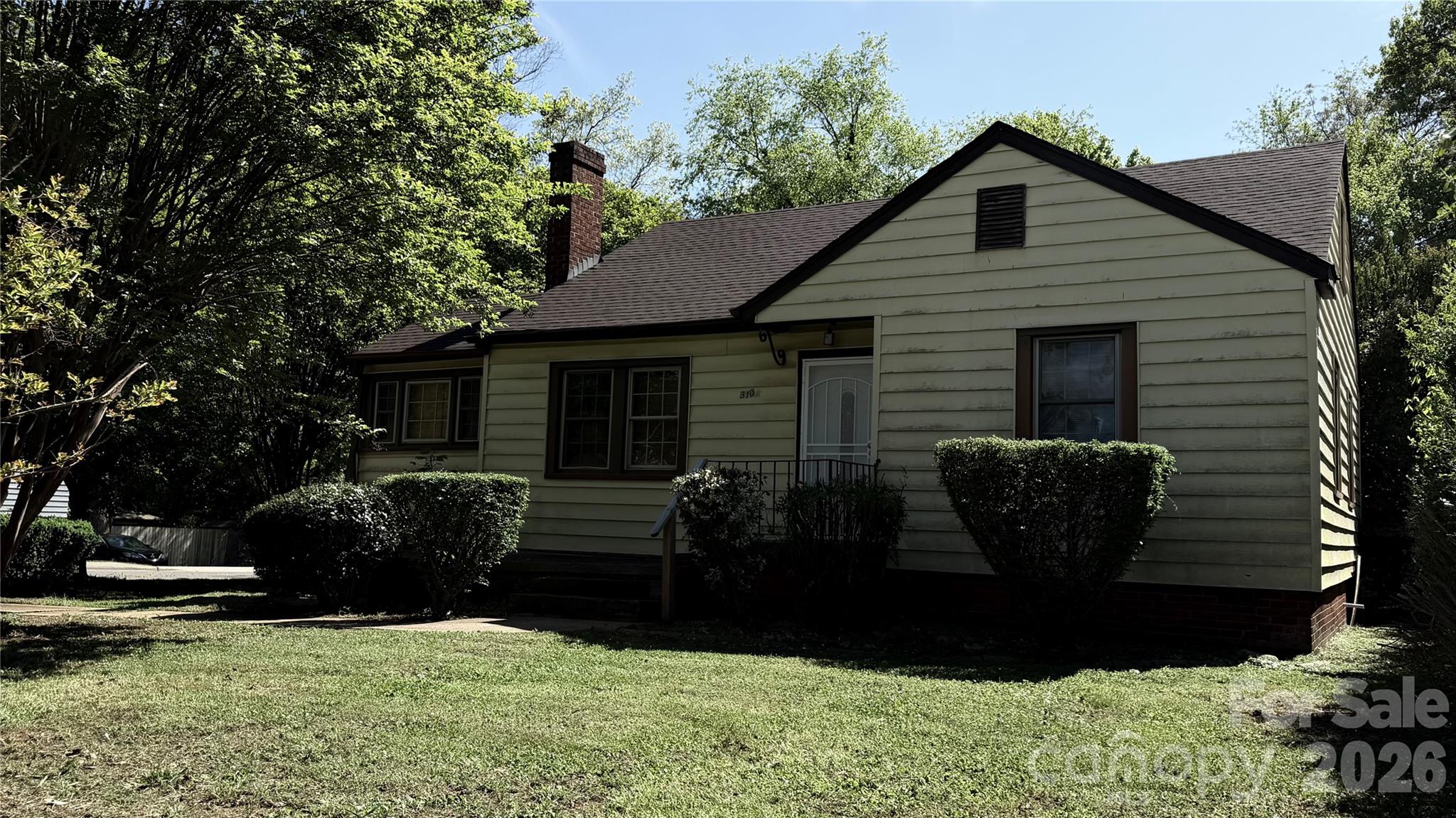3101 Dogwood Avenue — Charlotte