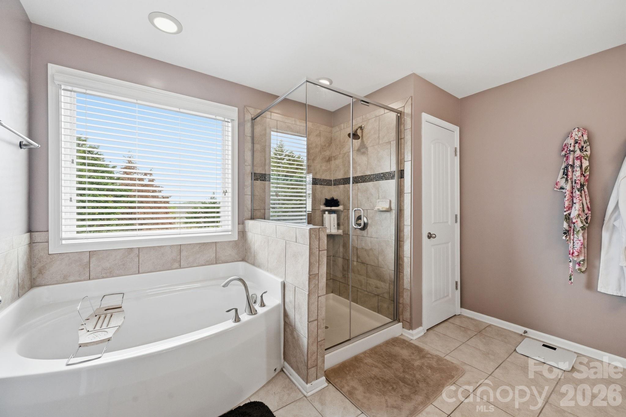 5041 El Molino Drive — Charlotte