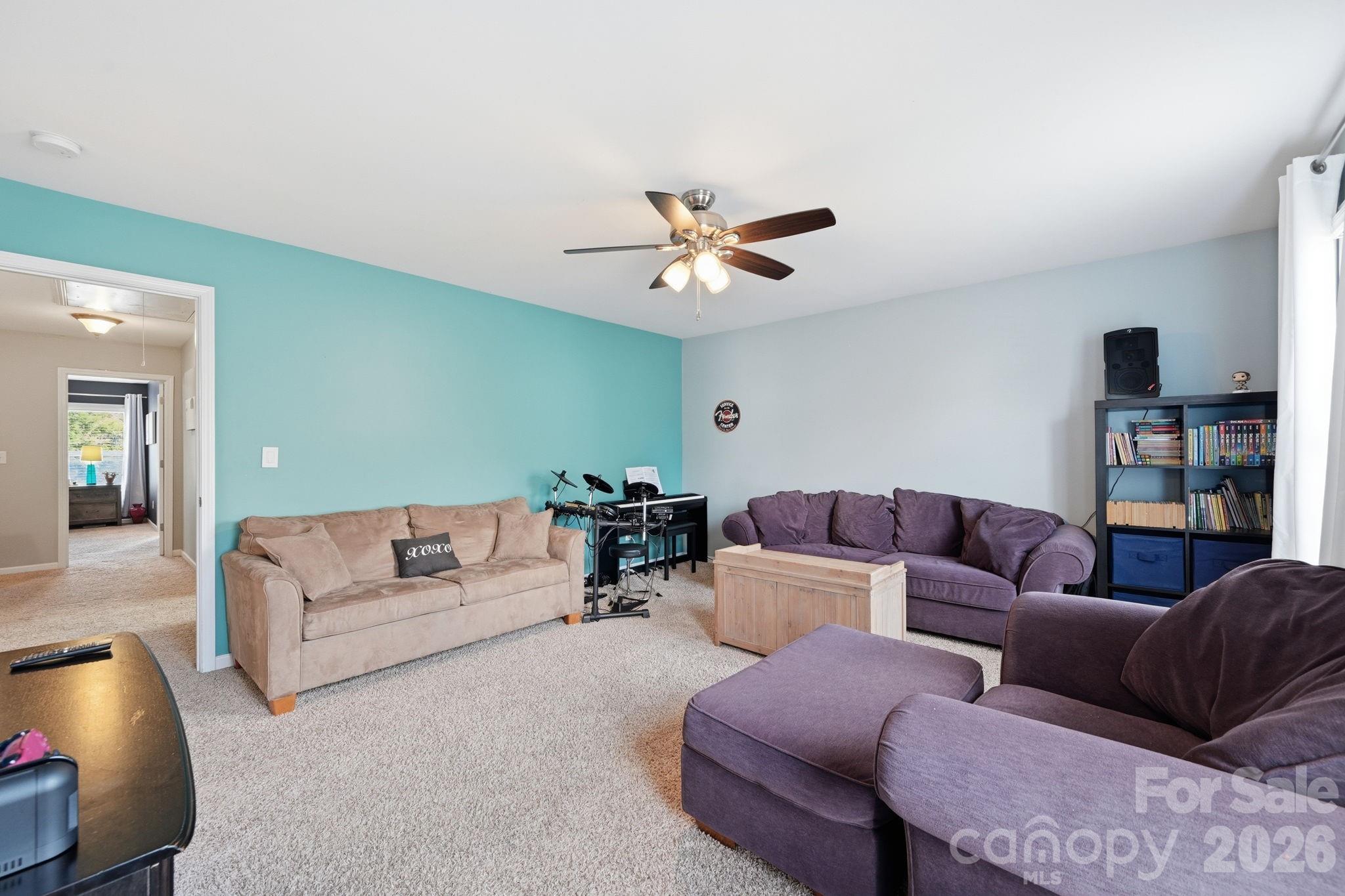5041 El Molino Drive — Charlotte