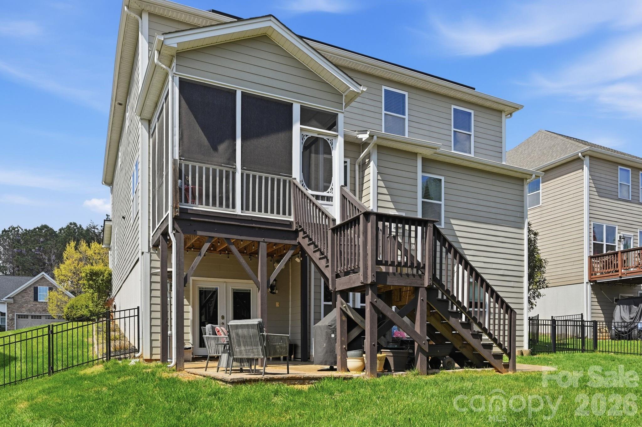 5041 El Molino Drive — Charlotte