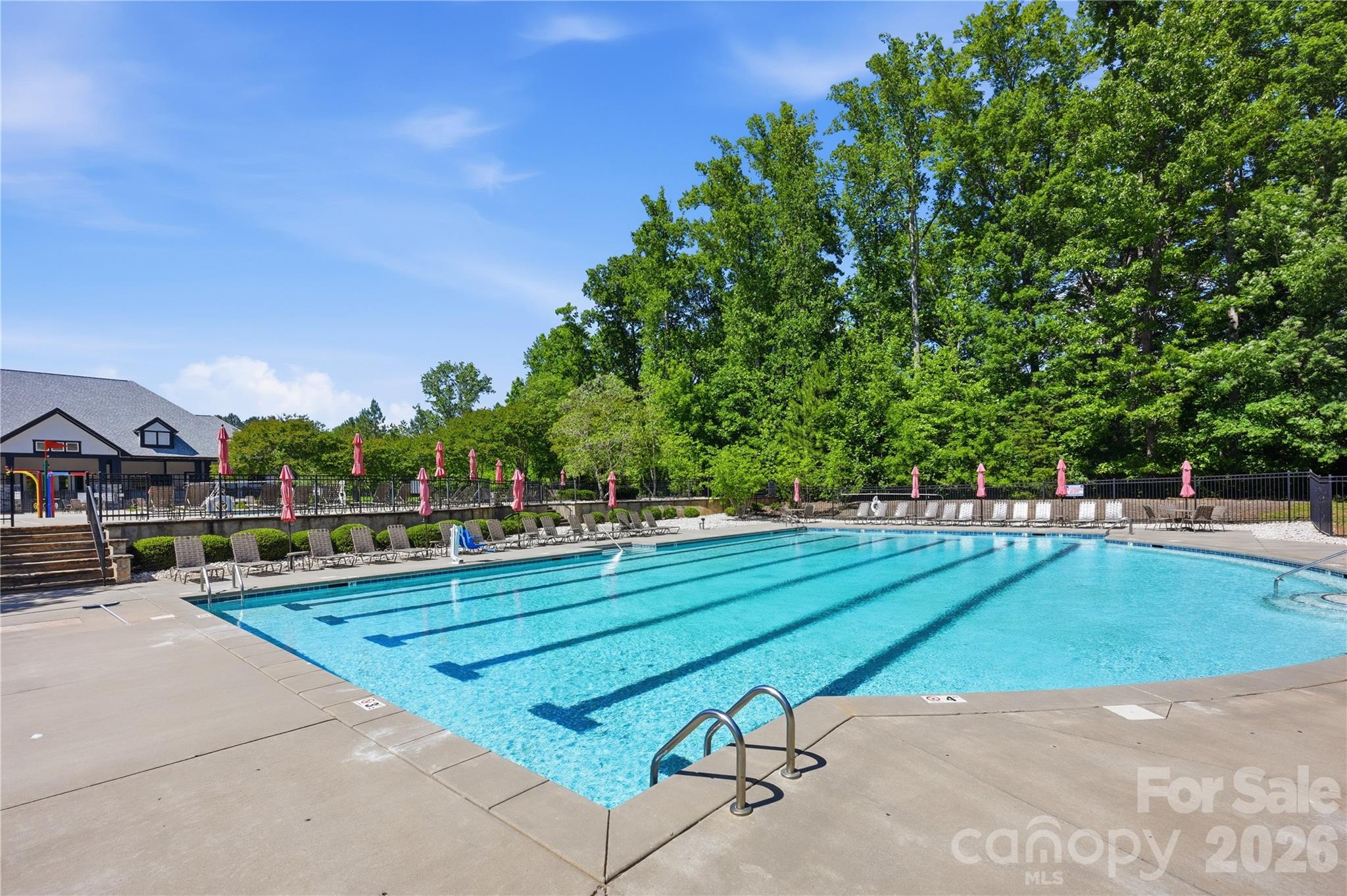 5041 El Molino Drive — Charlotte
