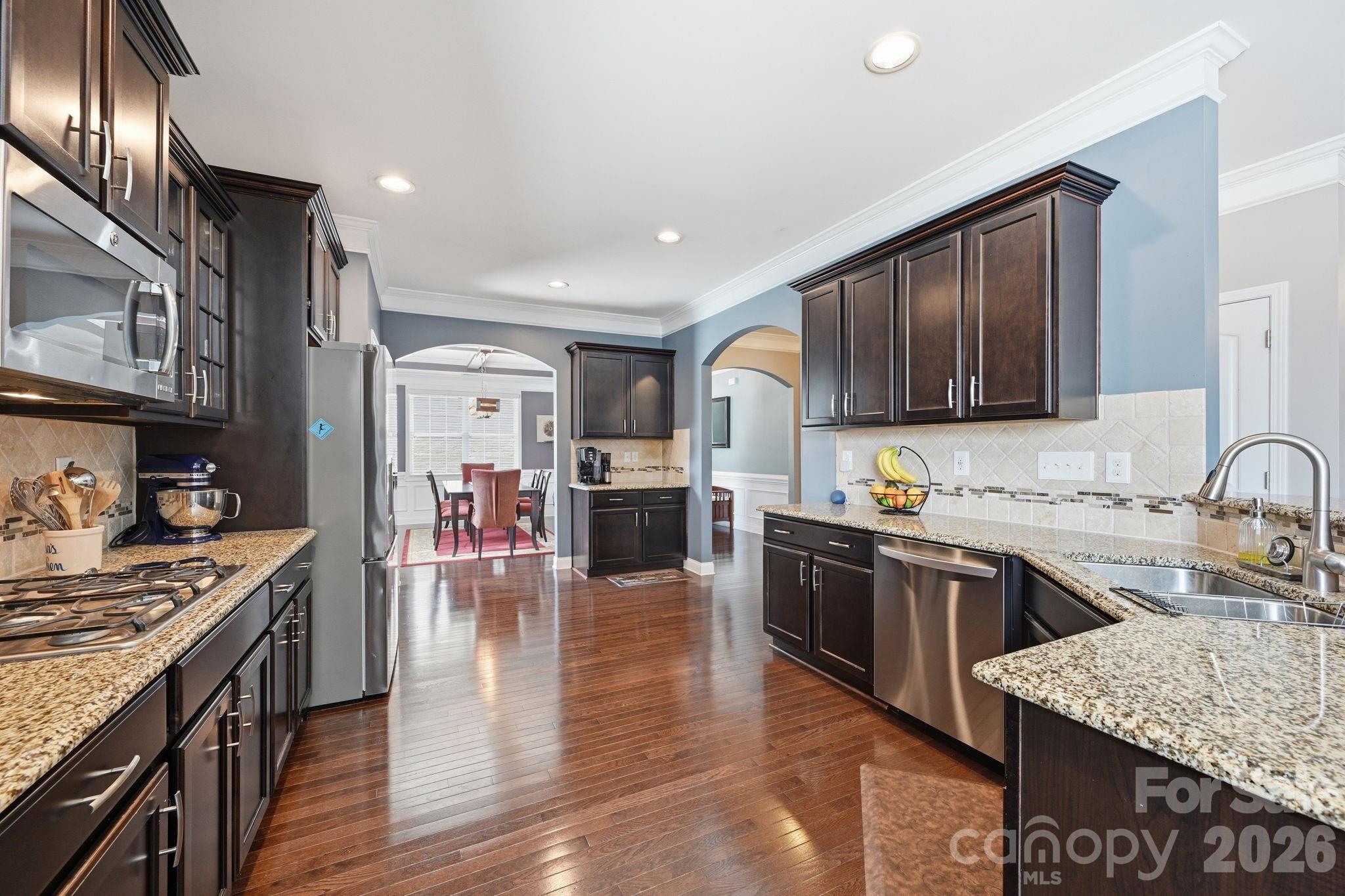 5041 El Molino Drive — Charlotte