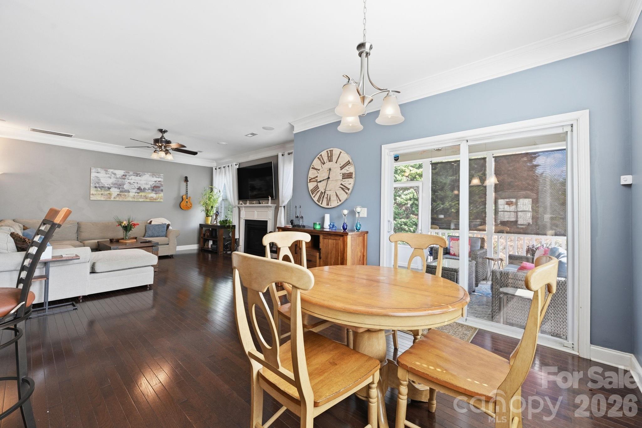 5041 El Molino Drive — Charlotte