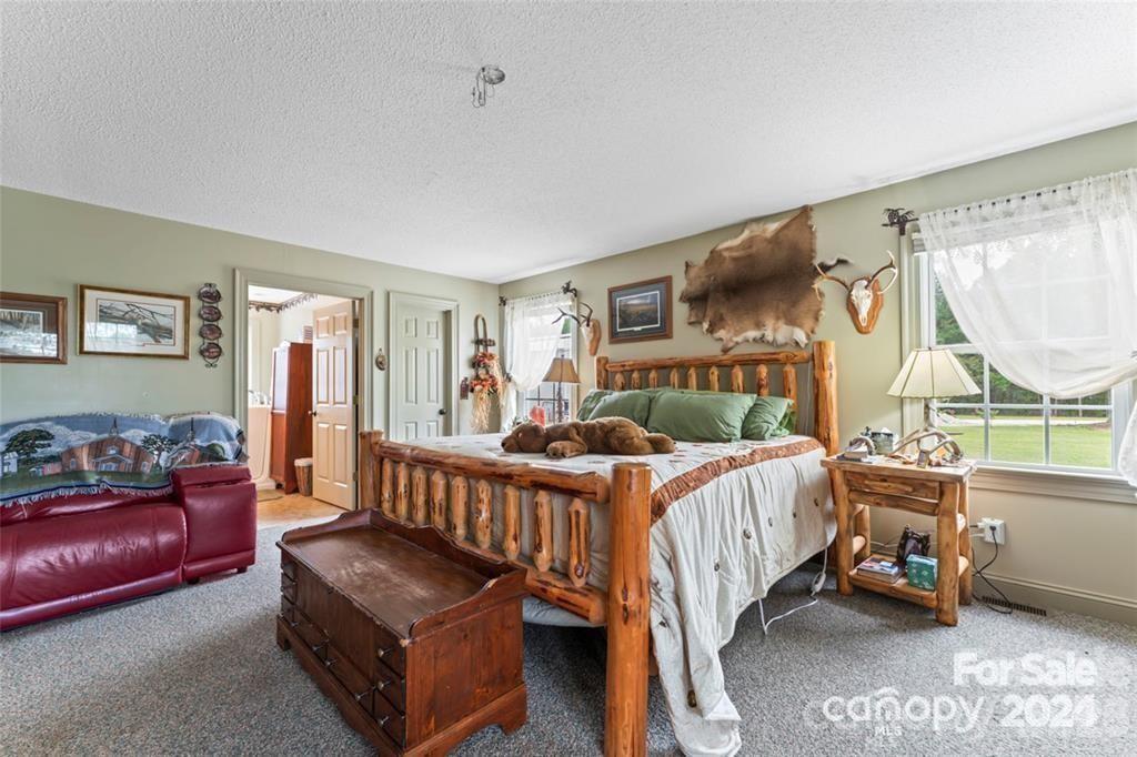 10560 Lake Royalle Road — Spring Hope