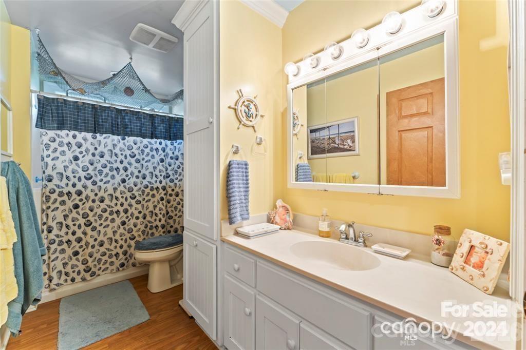 10560 Lake Royalle Road — Spring Hope