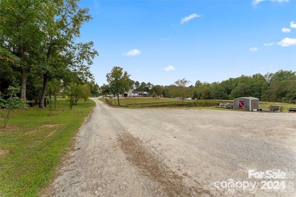 10560 Lake Royalle Road — Spring Hope