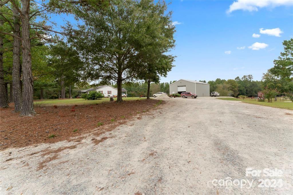 10560 Lake Royalle Road — Spring Hope