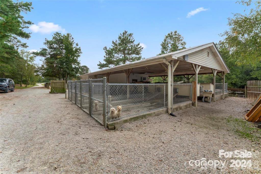 10560 Lake Royalle Road — Spring Hope