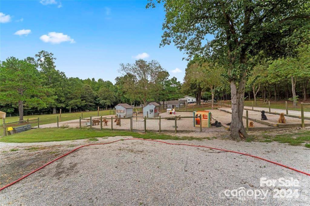 10560 Lake Royalle Road — Spring Hope
