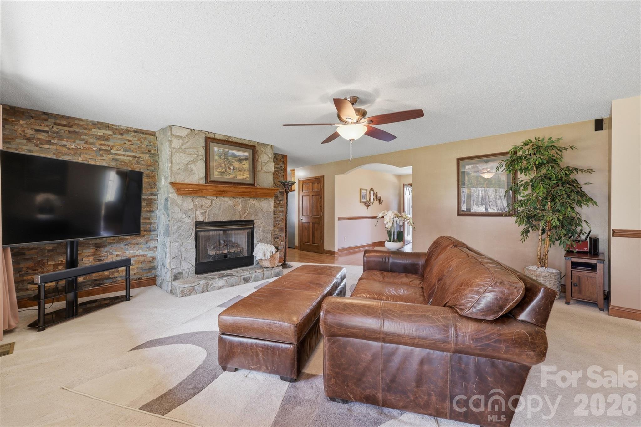 328 Davidson Court — Taylorsville