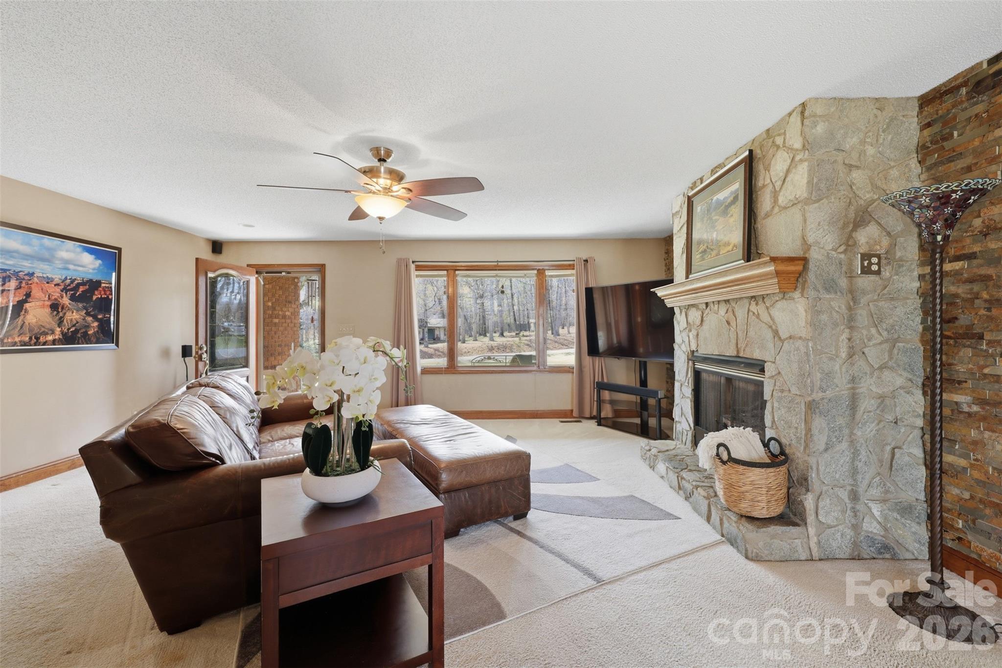 328 Davidson Court — Taylorsville