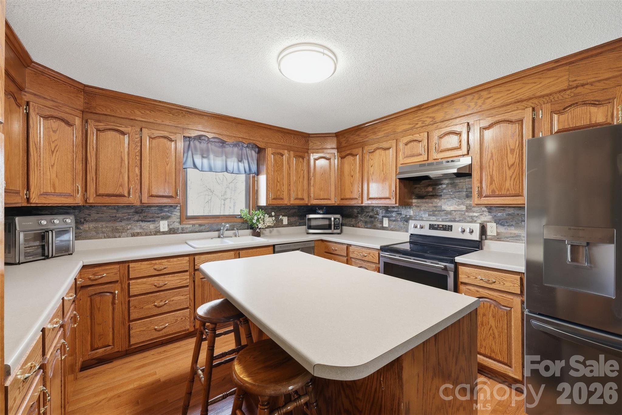 328 Davidson Court — Taylorsville