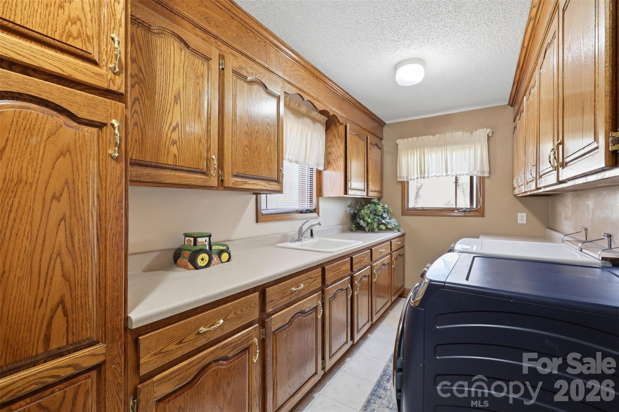 328 Davidson Court — Taylorsville