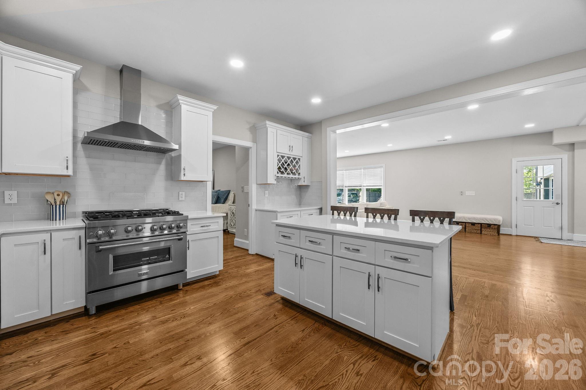 908 Woodhurst Drive — Wesley Chapel