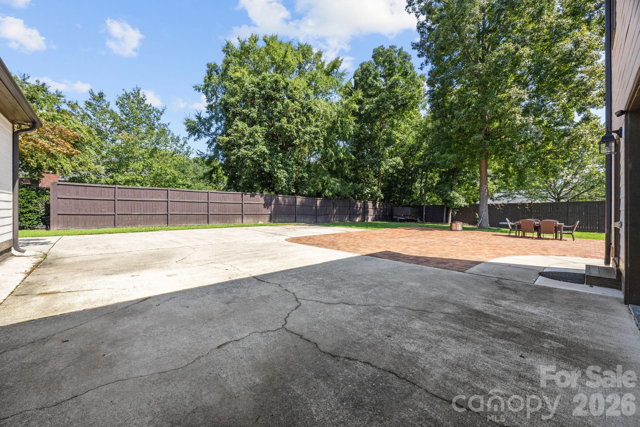 908 Woodhurst Drive — Wesley Chapel
