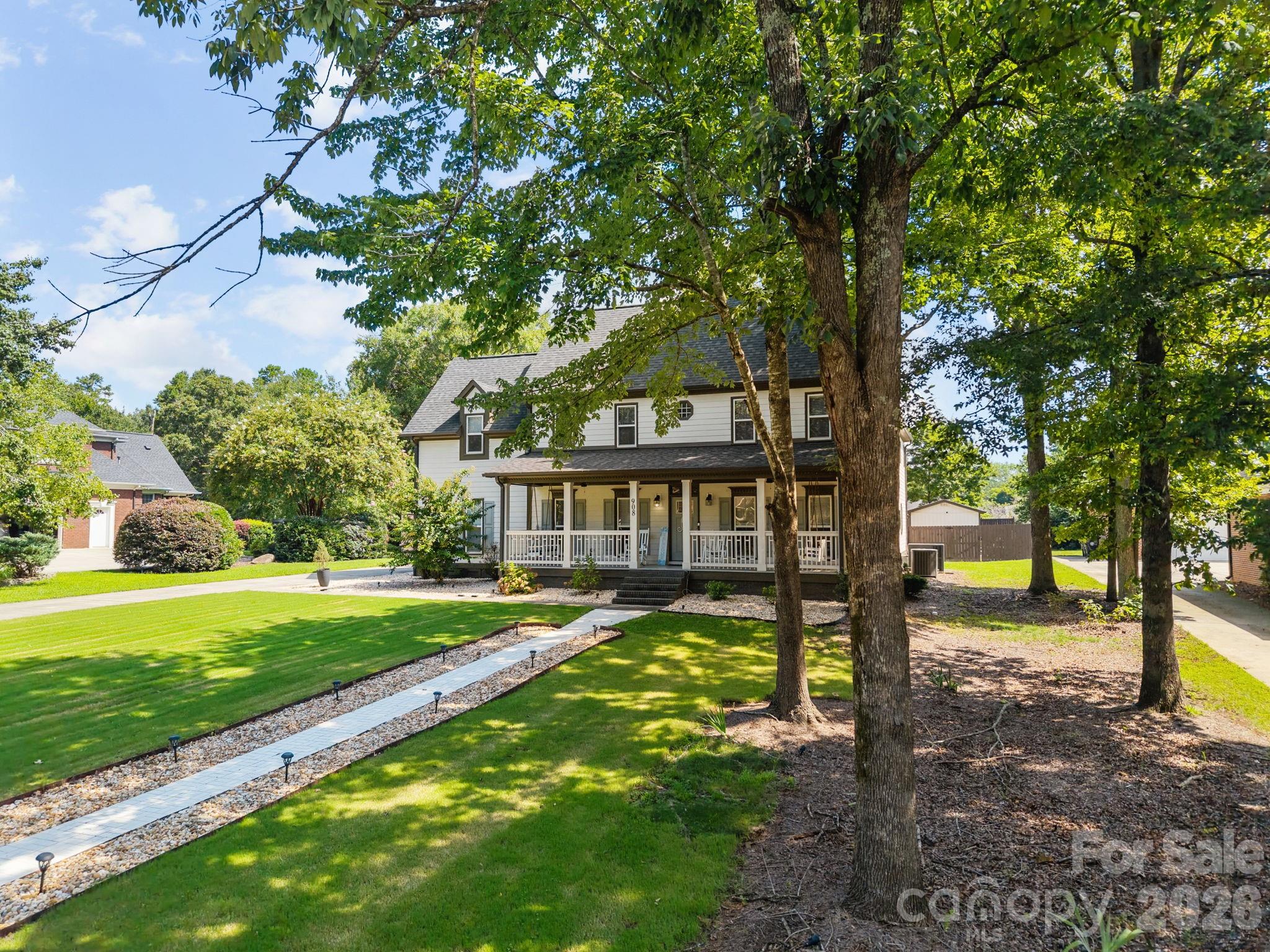 908 Woodhurst Drive — Wesley Chapel