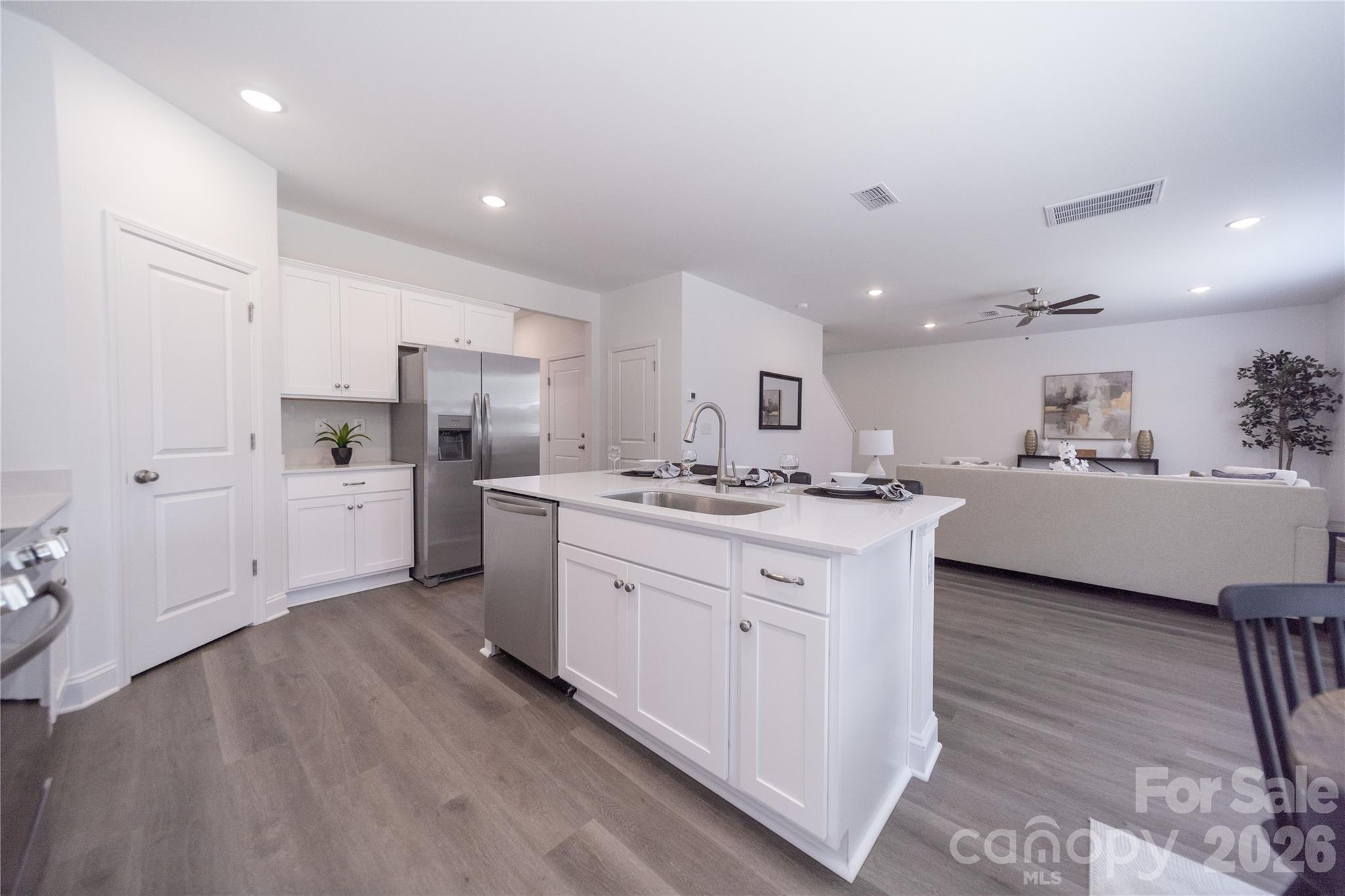4986 Twin River Drive — Denver