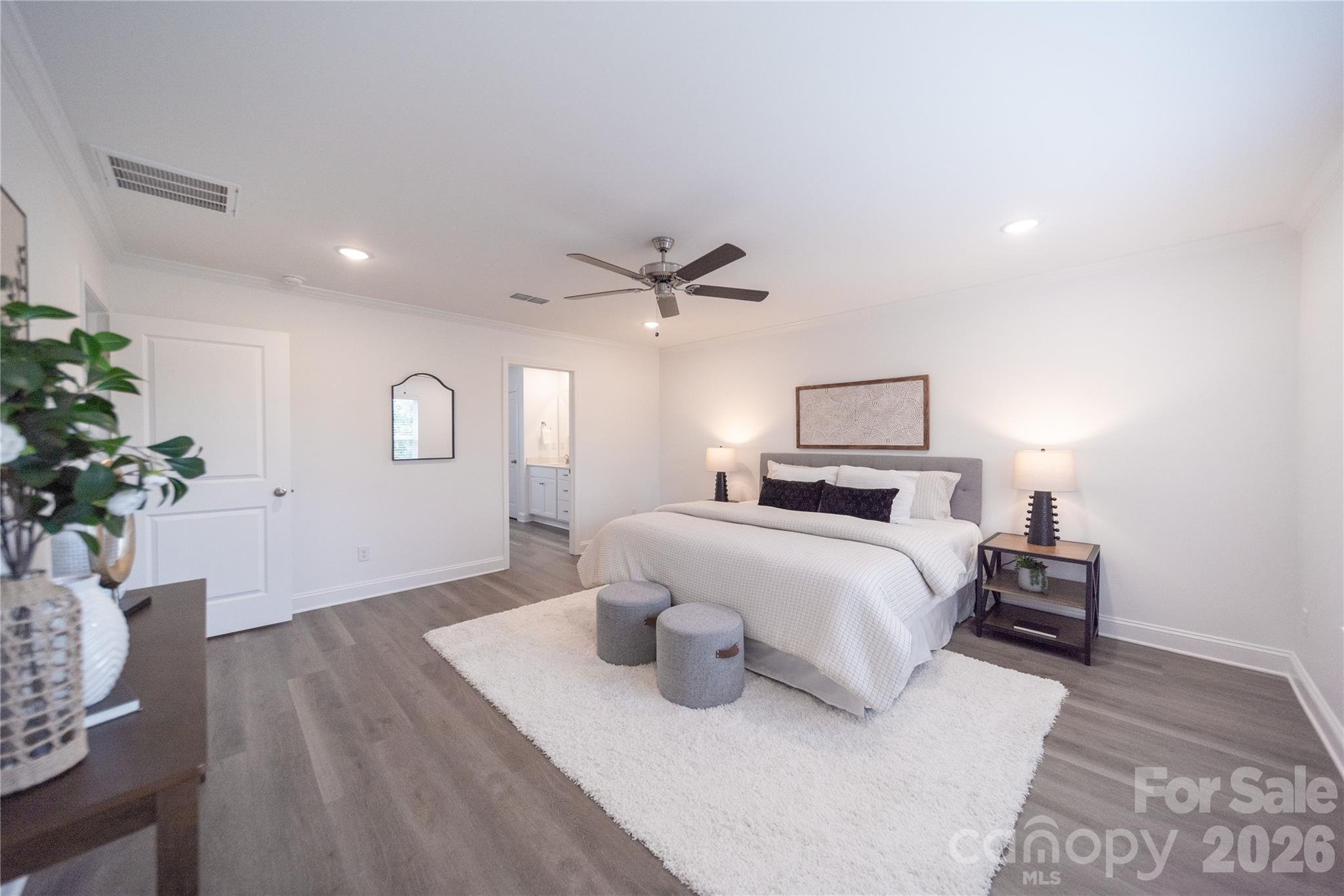 4986 Twin River Drive — Denver
