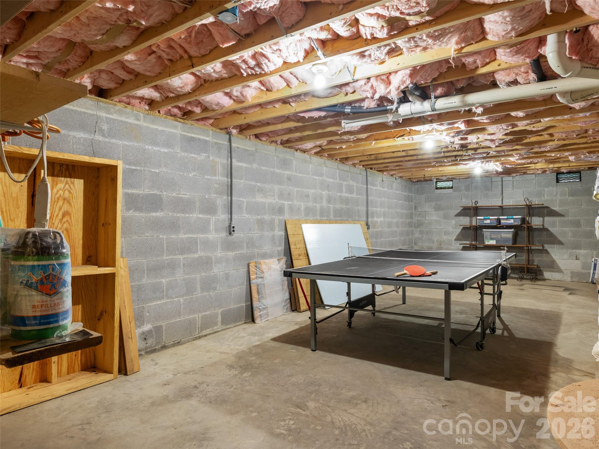 170 Mountain Farm Road — Burnsville