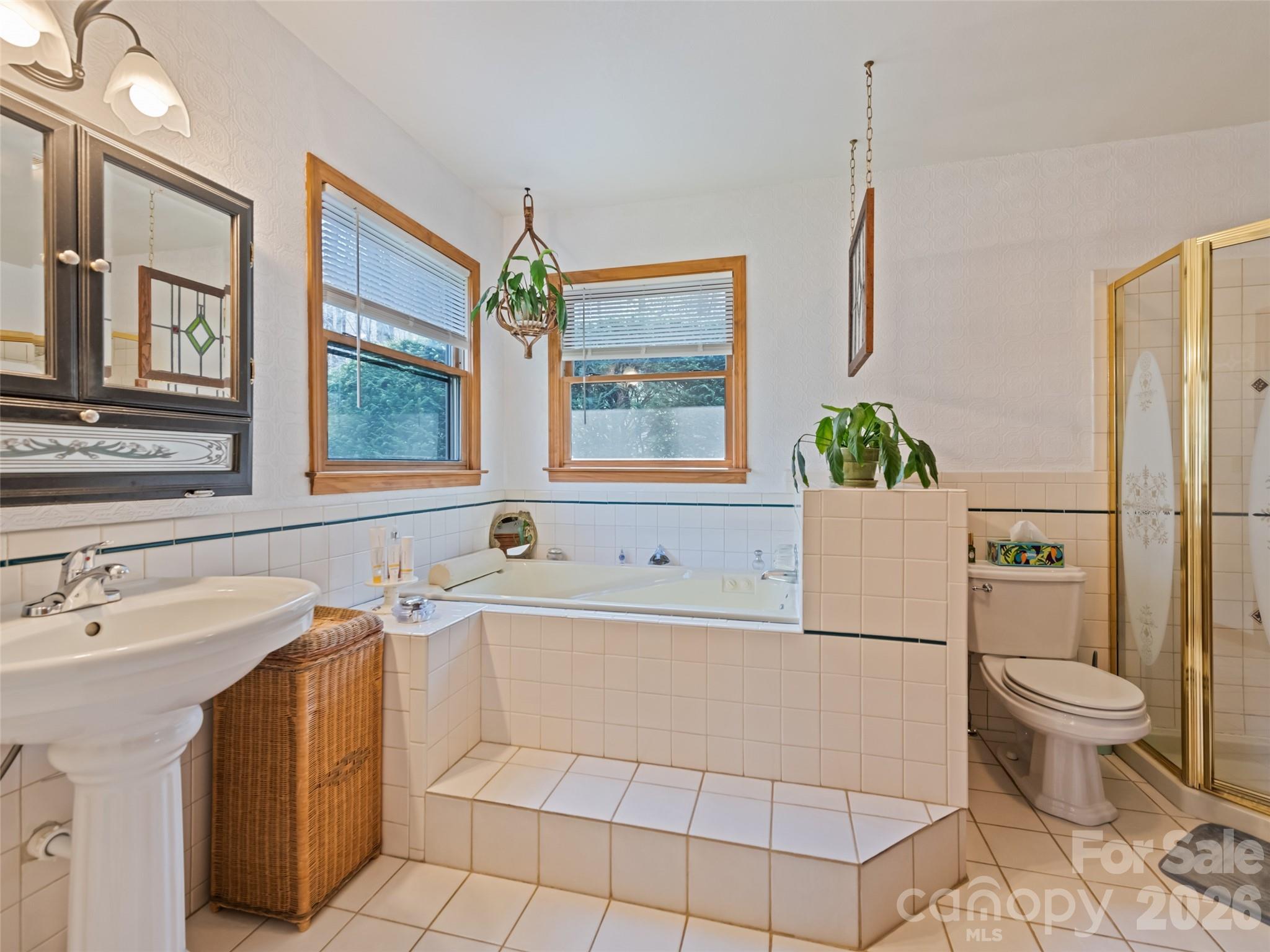 89 Stump Lane — Maggie Valley