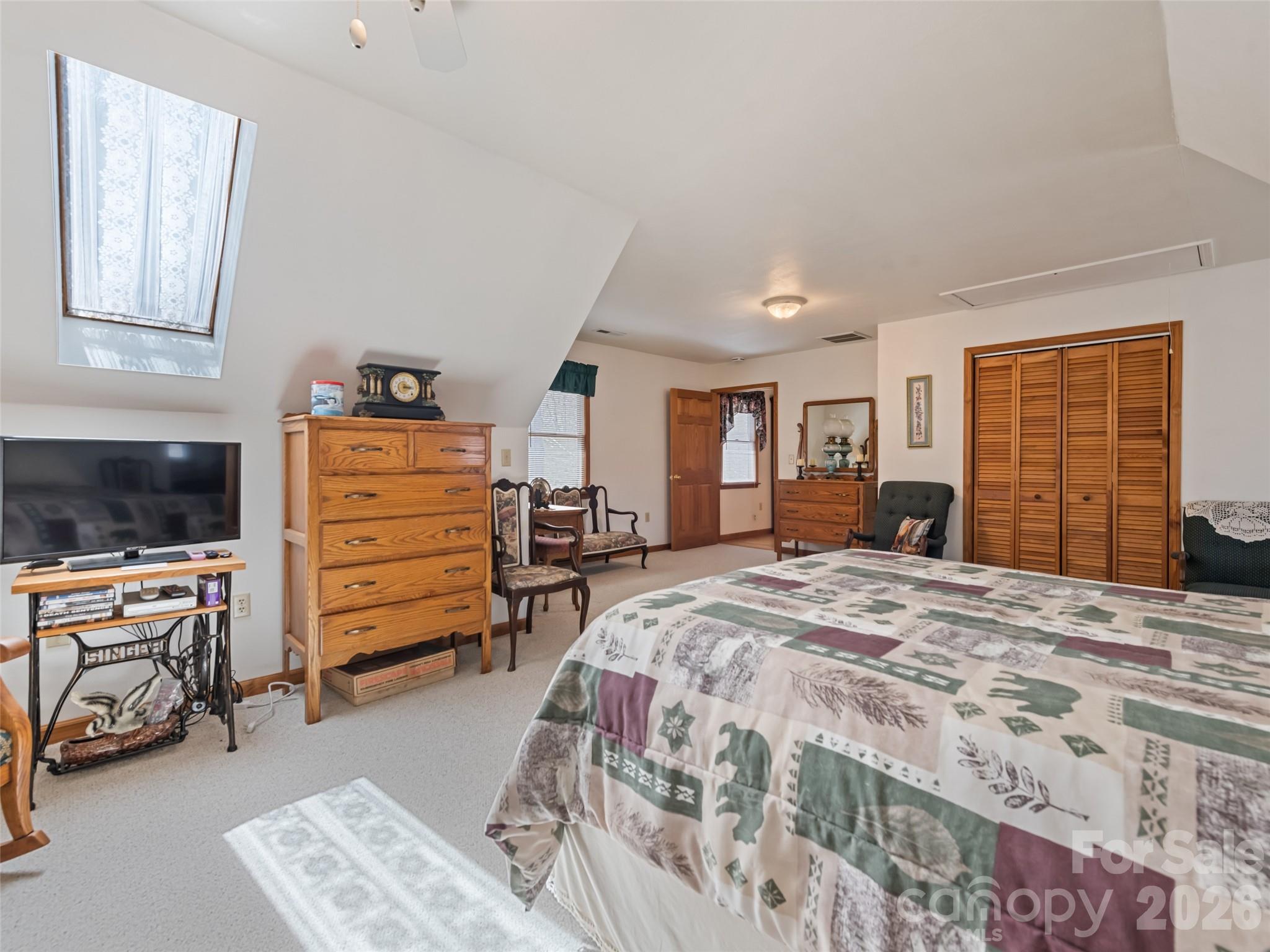 89 Stump Lane — Maggie Valley