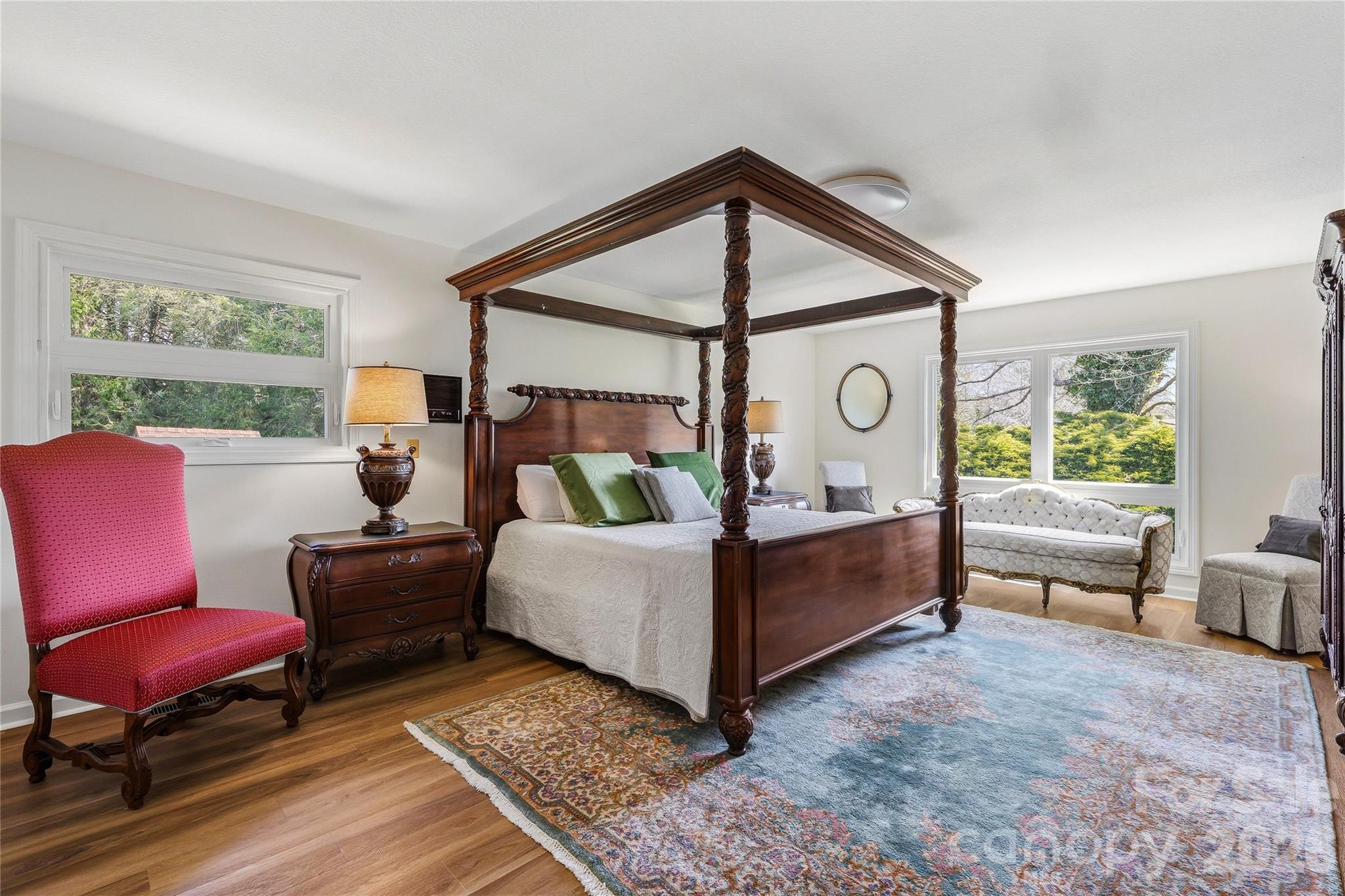 910 Rutledge Annex — Hendersonville