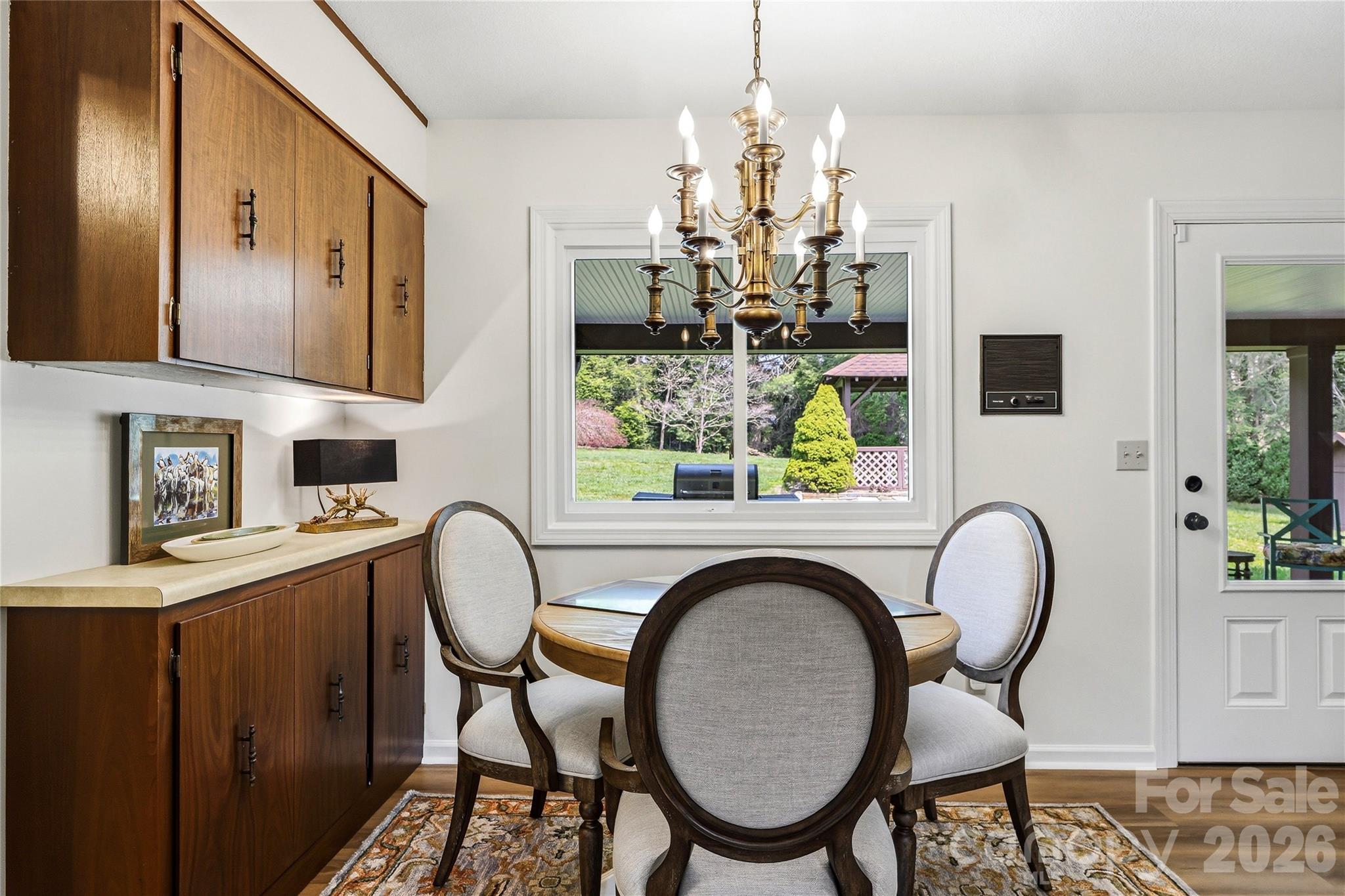 910 Rutledge Annex — Hendersonville