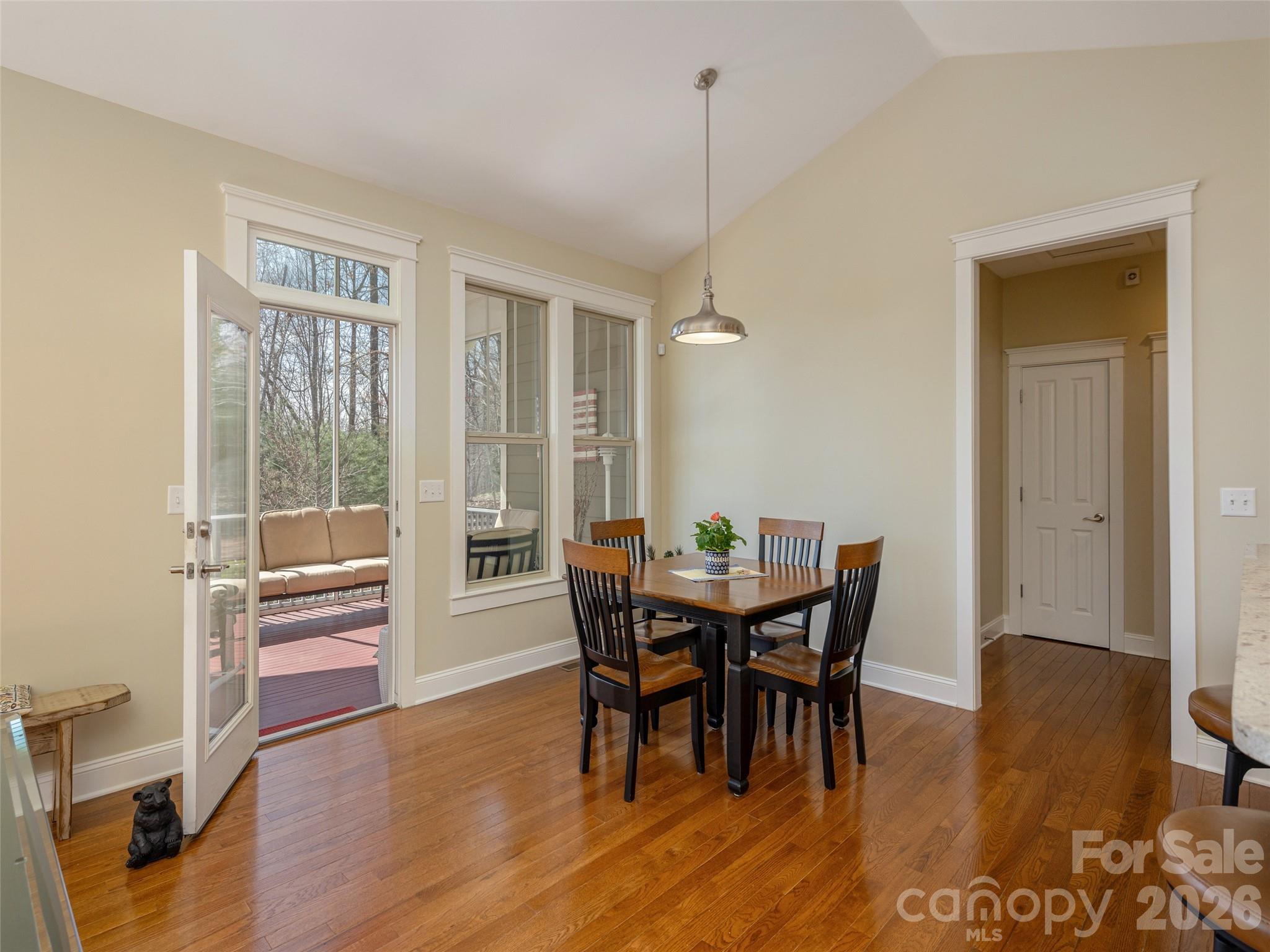 383 Monarch Road — Hendersonville