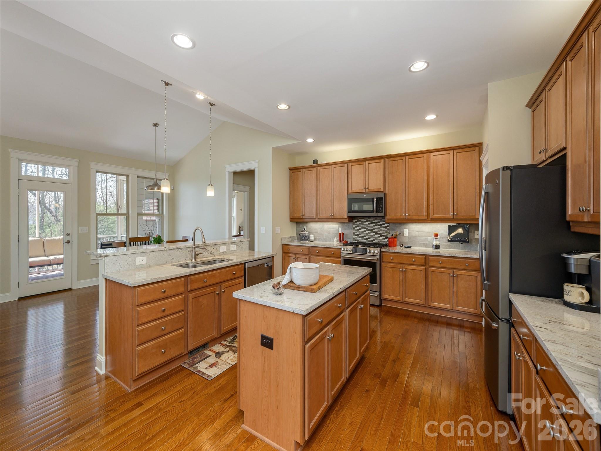 383 Monarch Road — Hendersonville