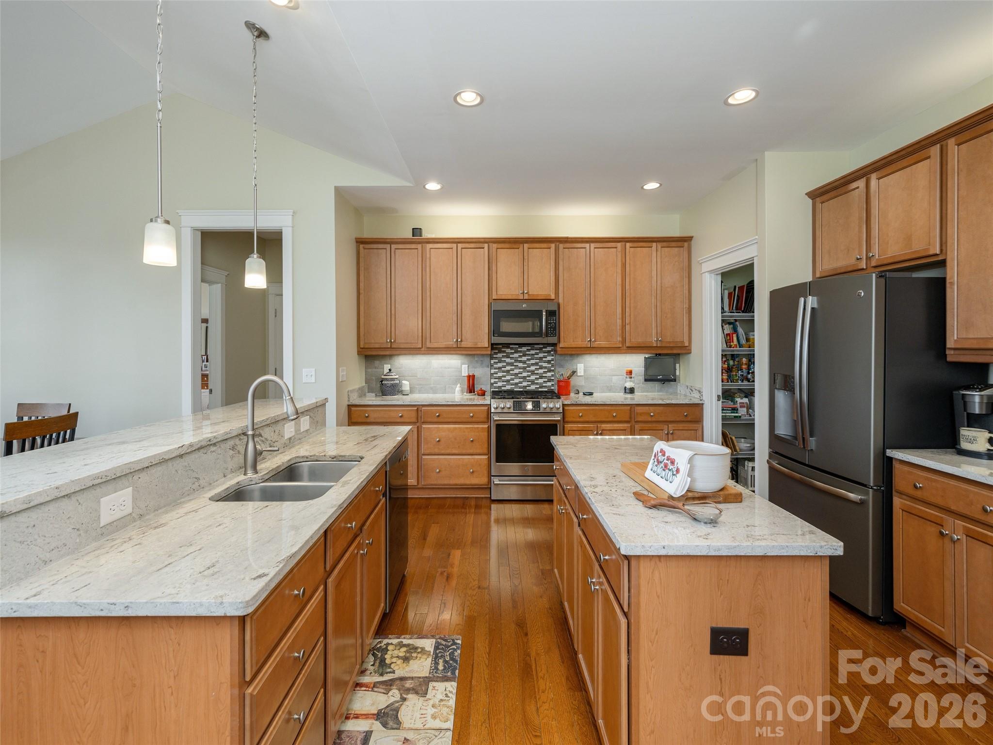 383 Monarch Road — Hendersonville