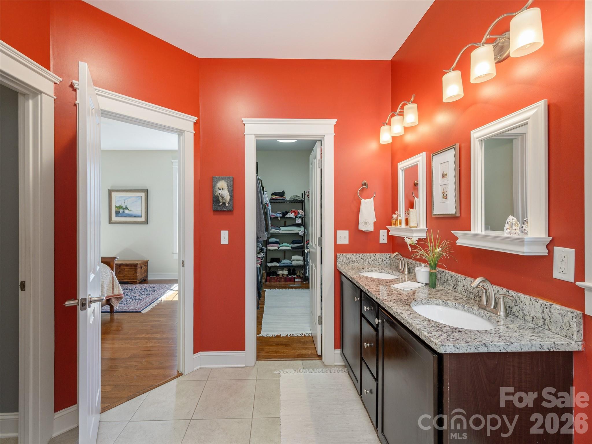 383 Monarch Road — Hendersonville