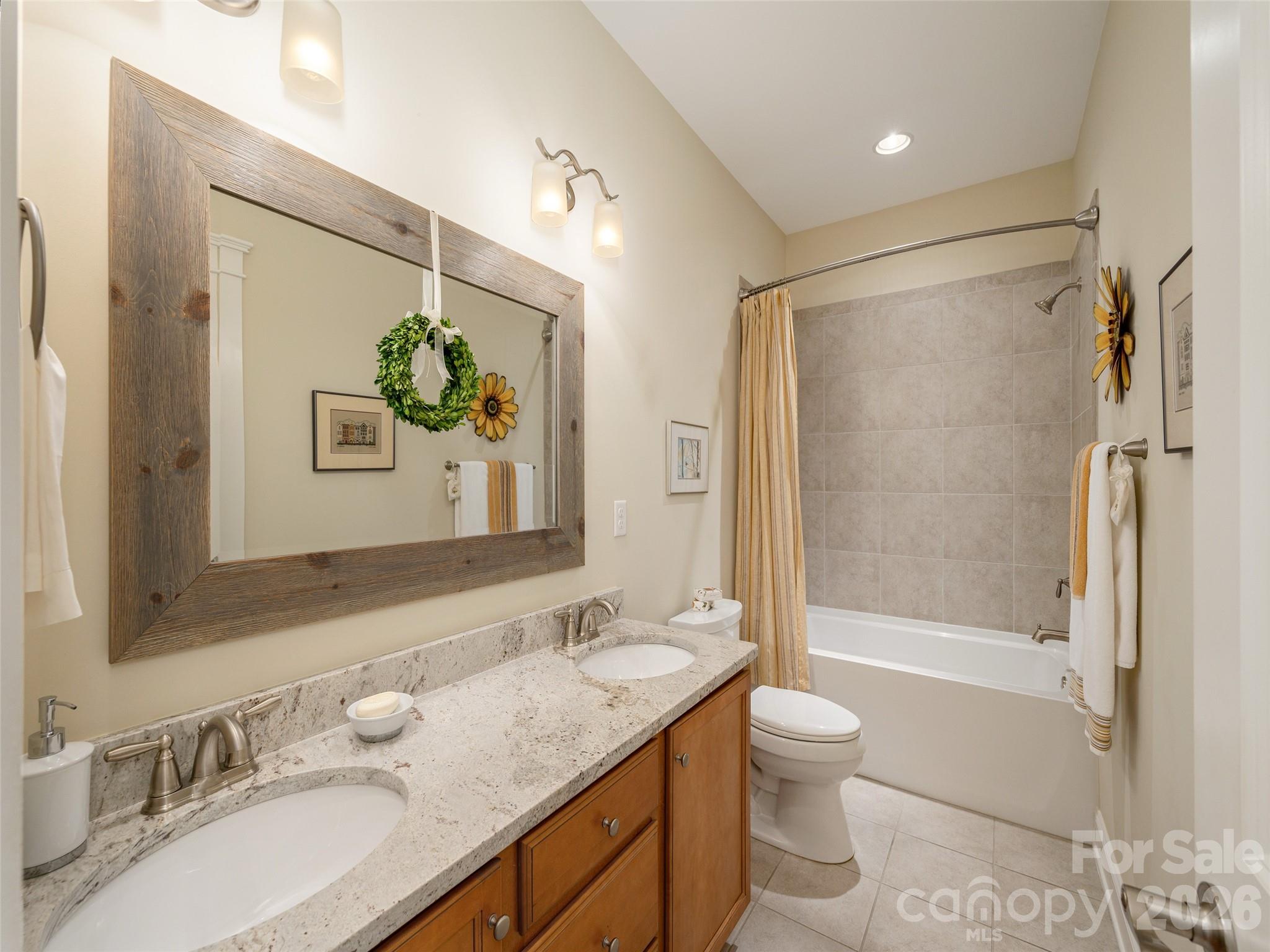 383 Monarch Road — Hendersonville
