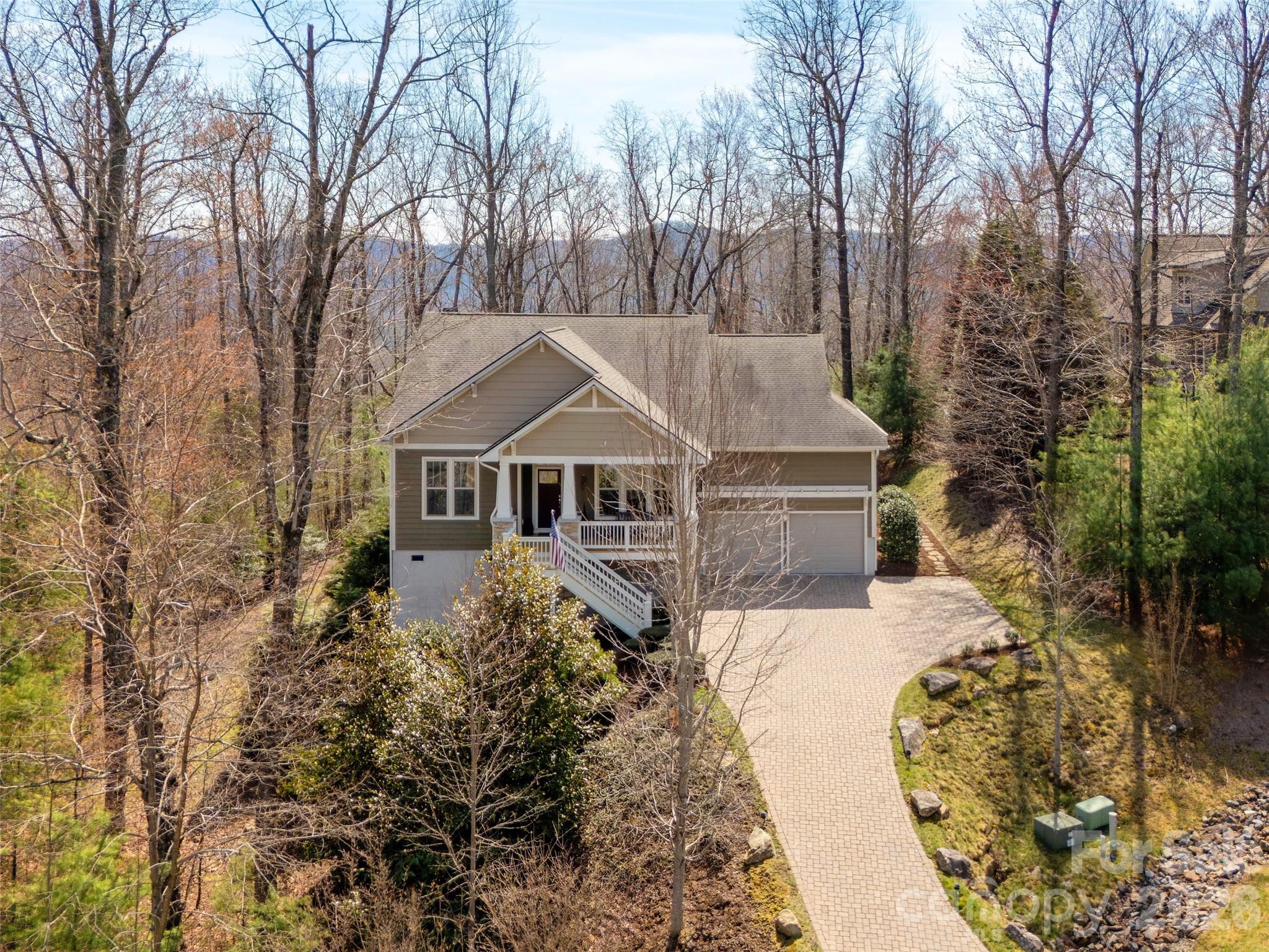 383 Monarch Road — Hendersonville