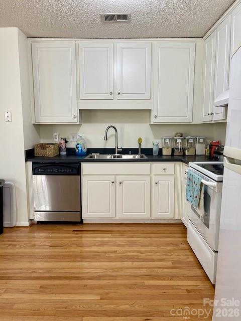 122 John Adam Lane — Statesville