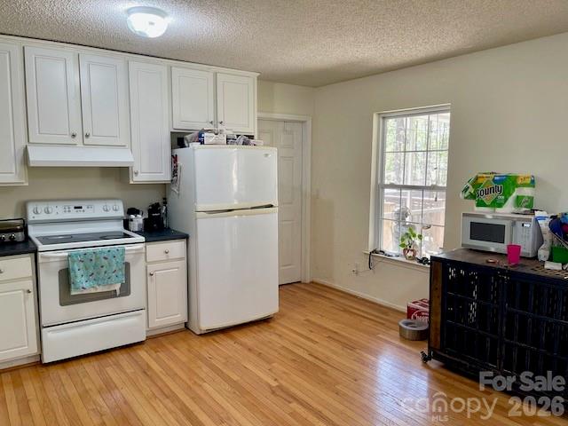 122 John Adam Lane — Statesville