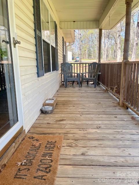 122 John Adam Lane — Statesville