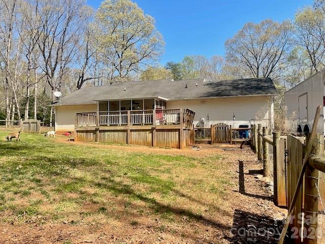 122 John Adam Lane — Statesville