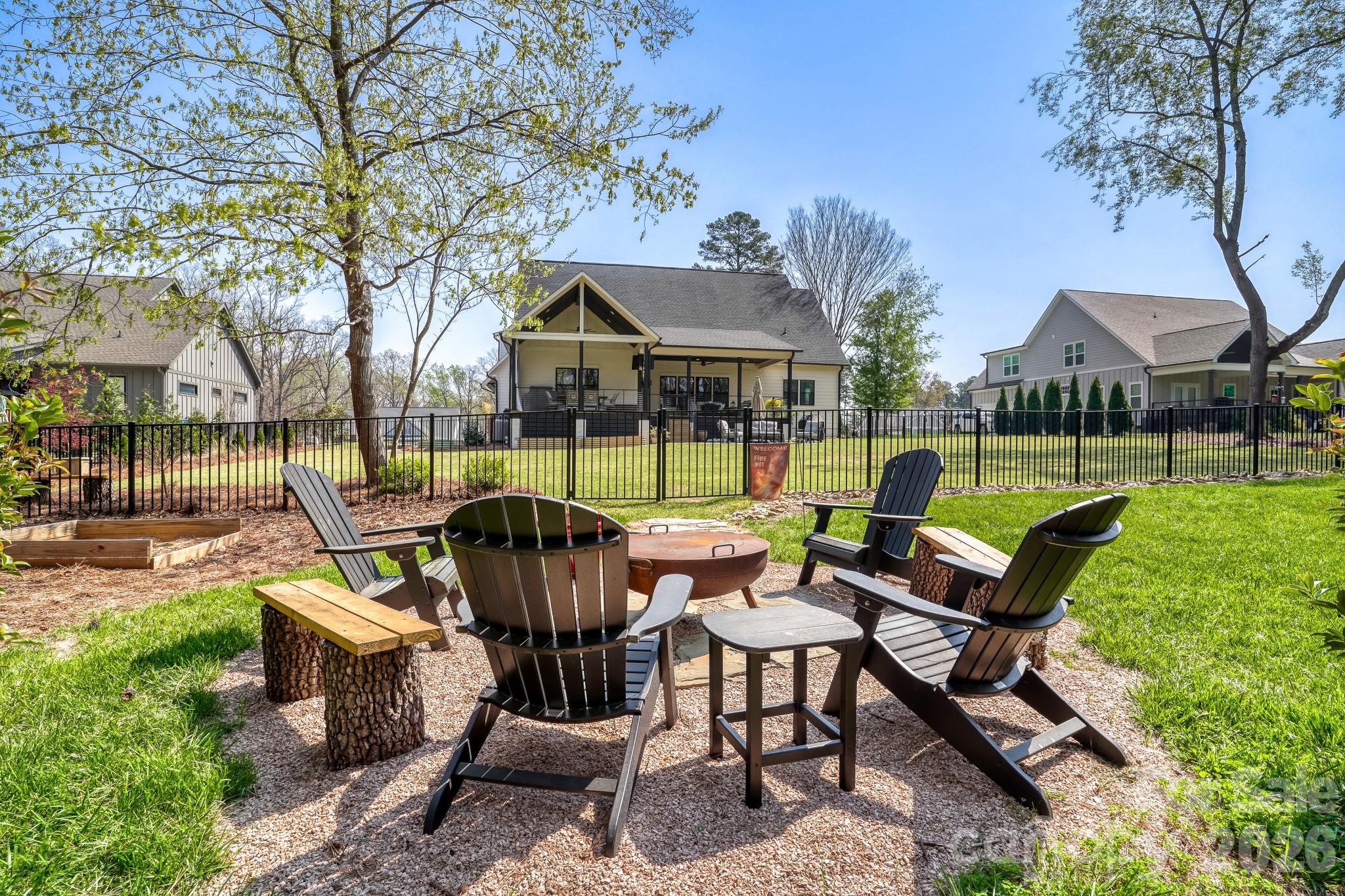 4213 Blair Road — Maiden