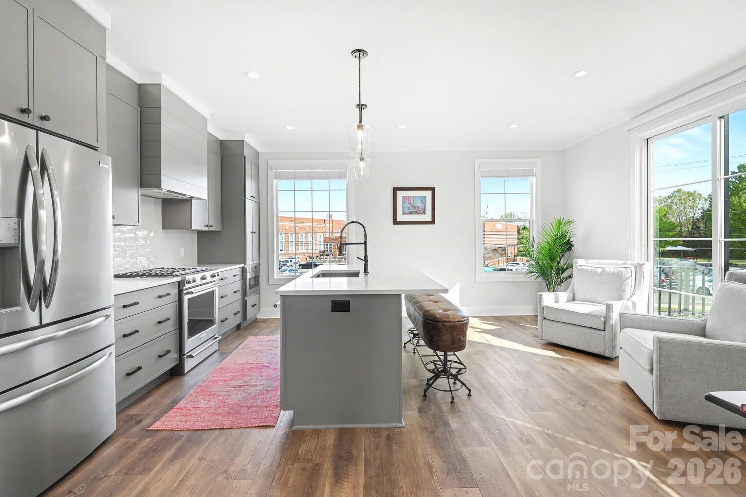 1302 E 10th Street — Charlotte